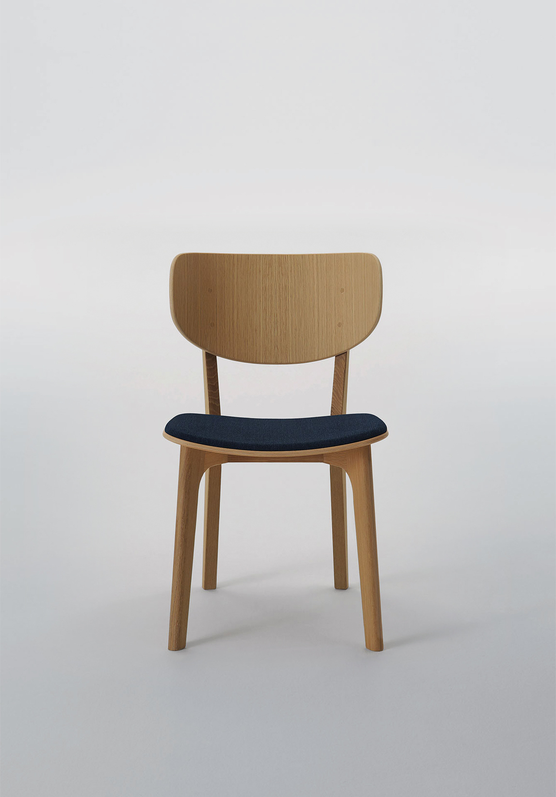 Roundish Chair (Cushioned Seat)