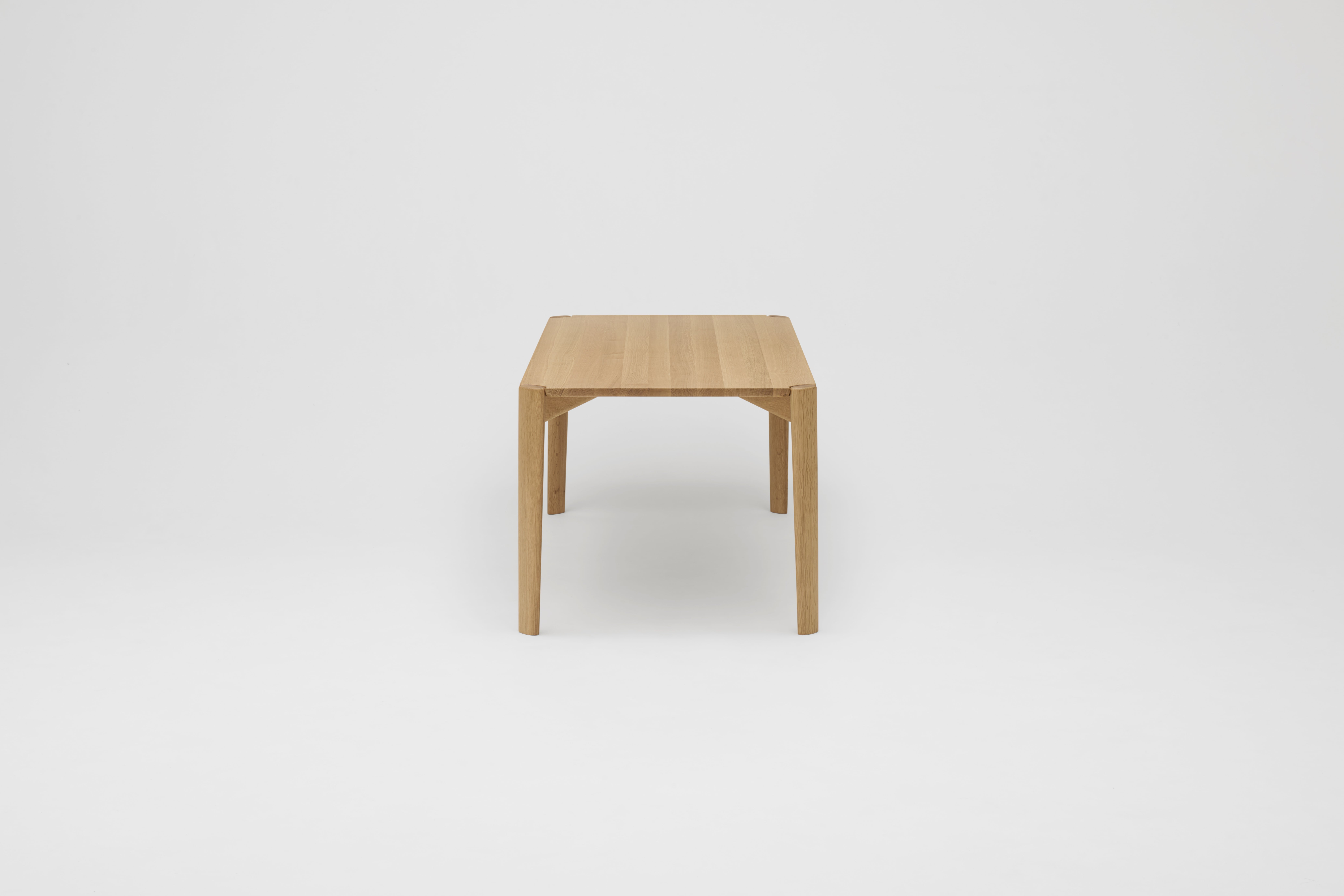 Nei Table (Rectangular)