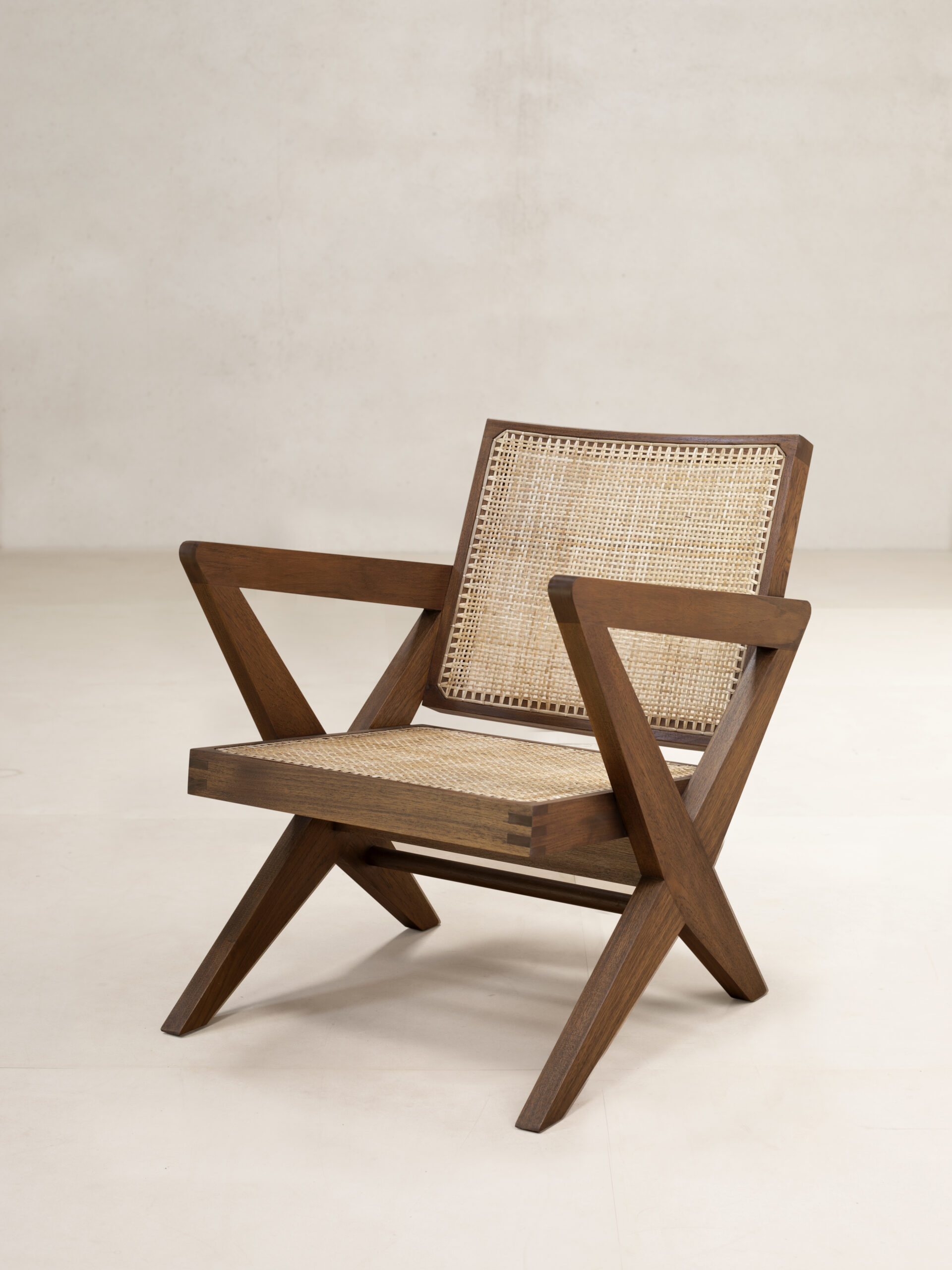 Cross Easy Chair