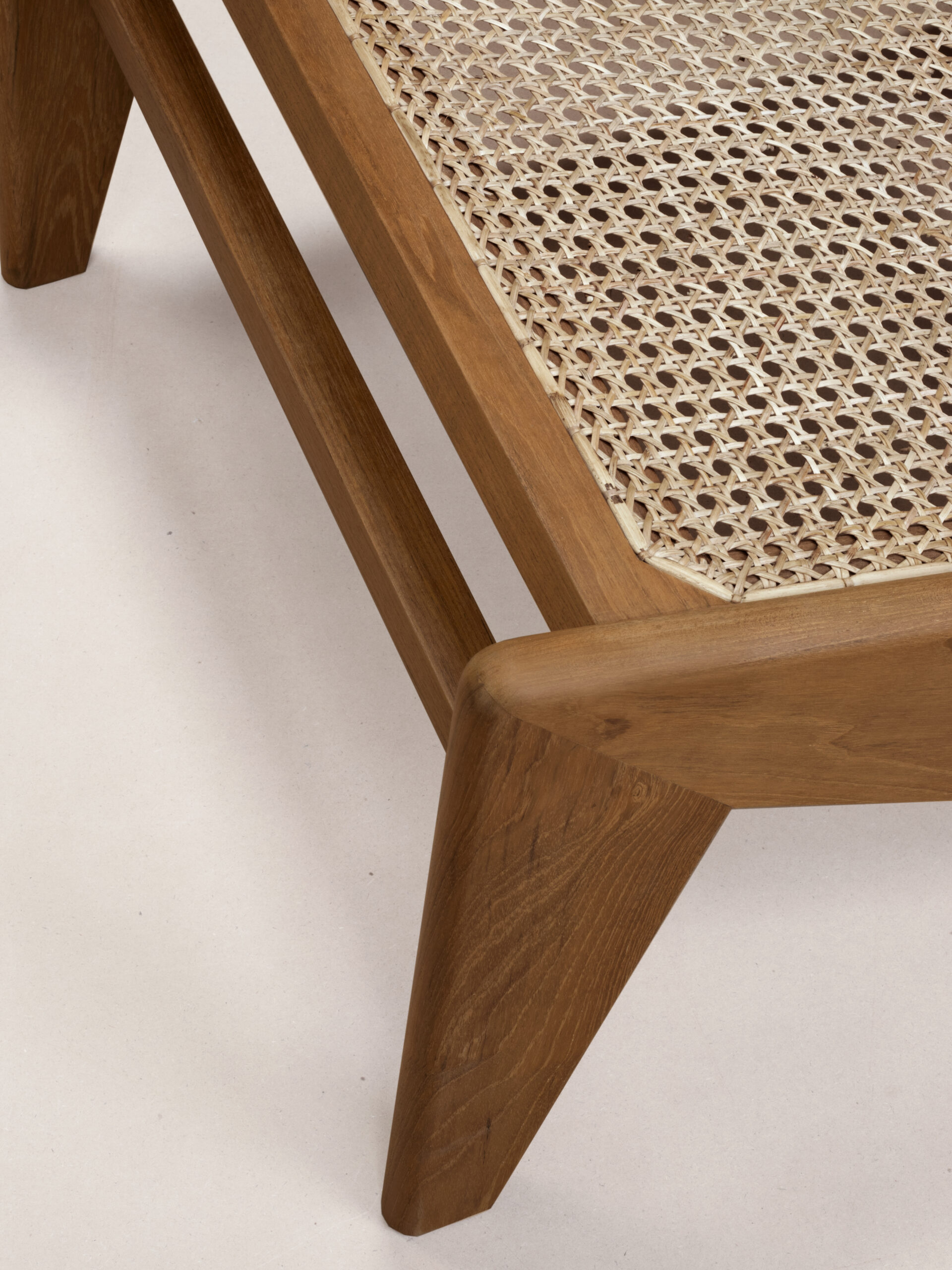 Kangaroo Chair