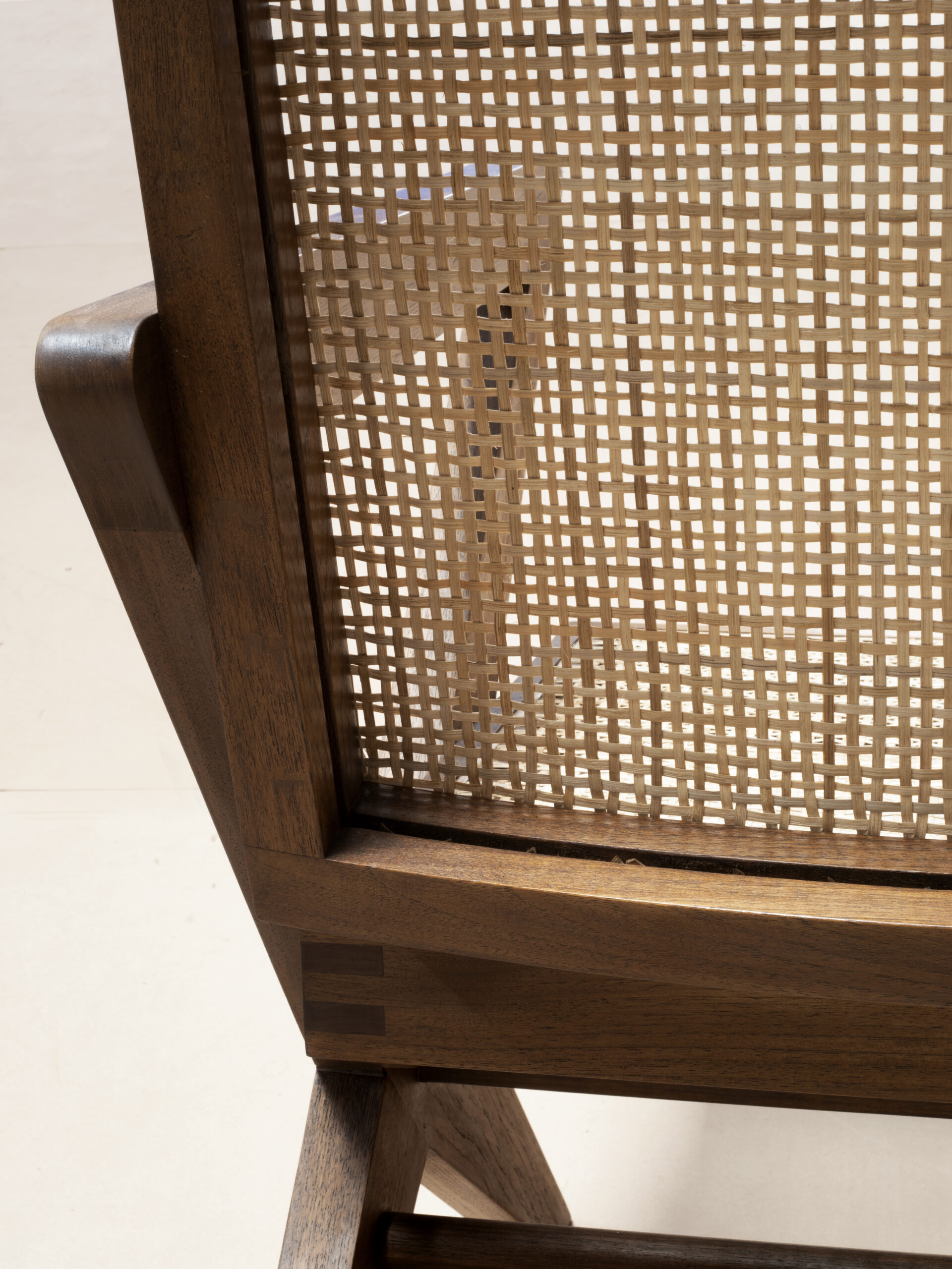 Cross Easy Chair