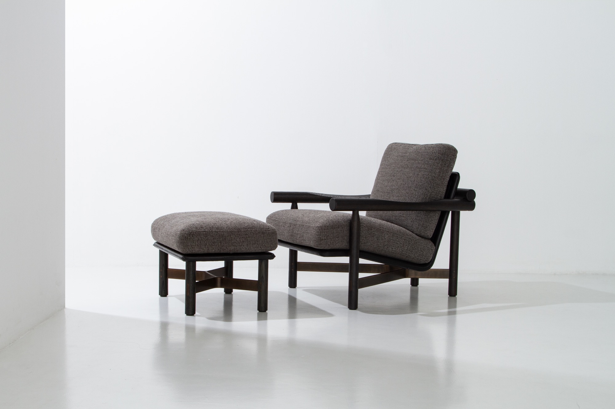 Stilt Ottoman