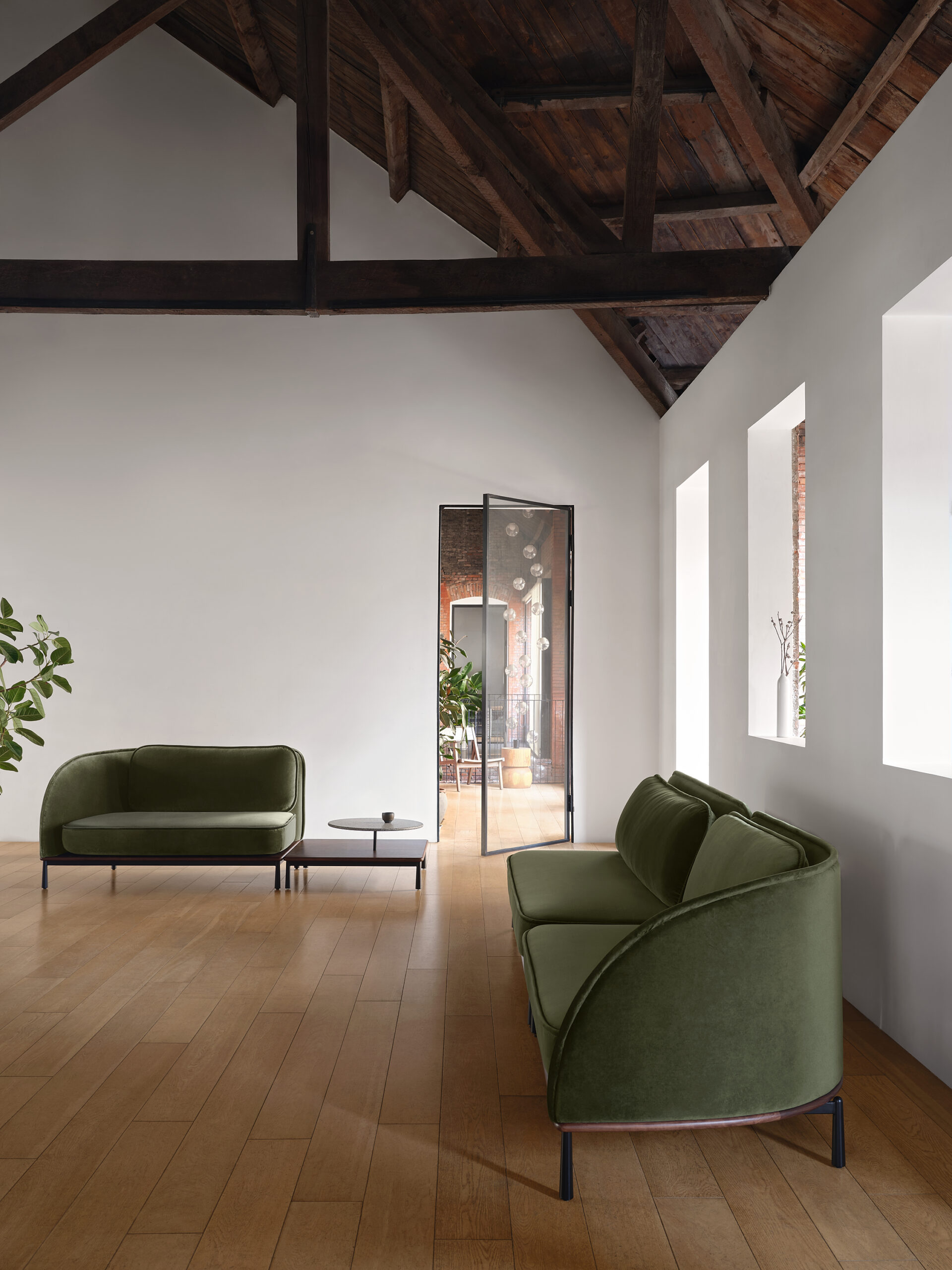 Arc Loveseat Left