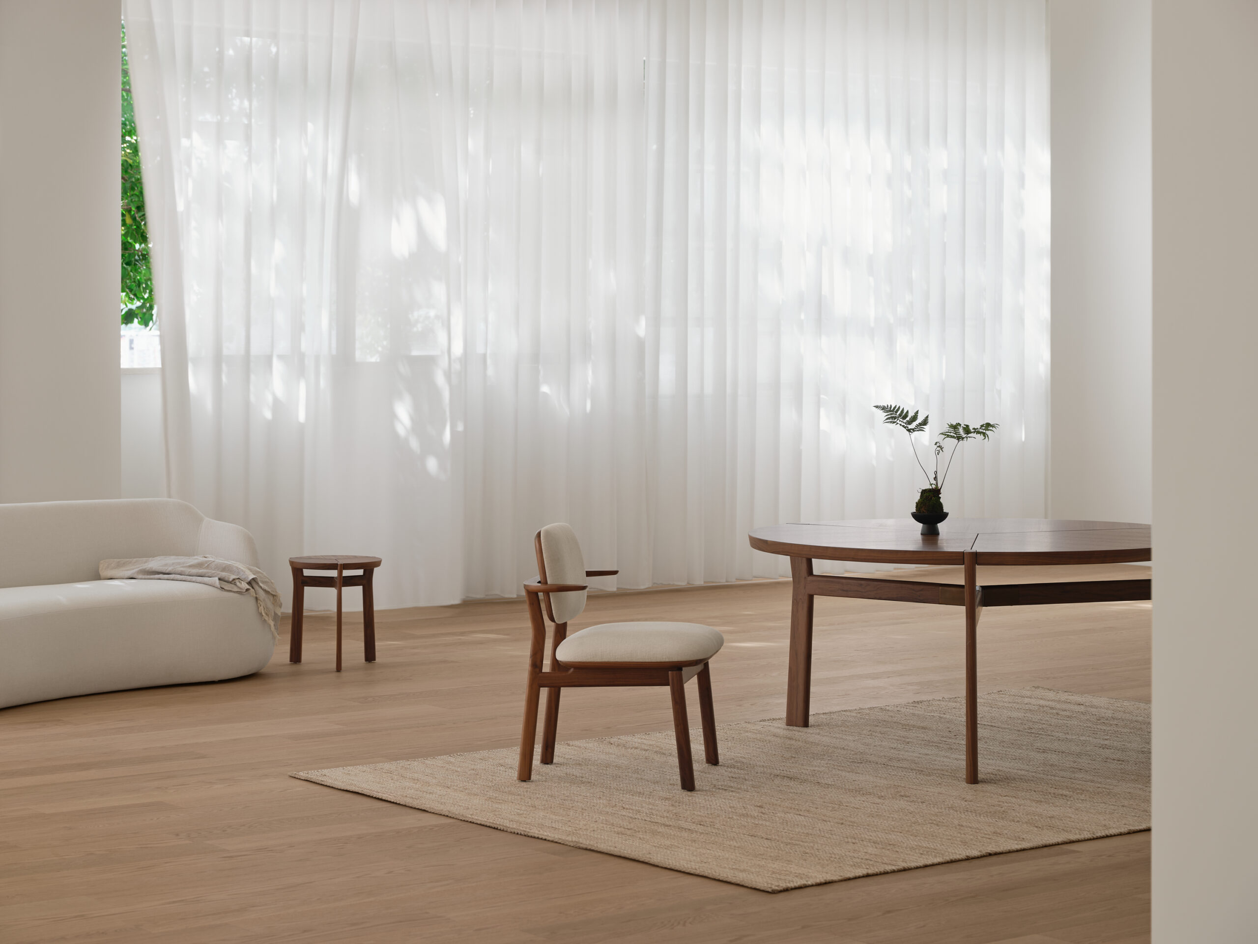 Marea Dining Table