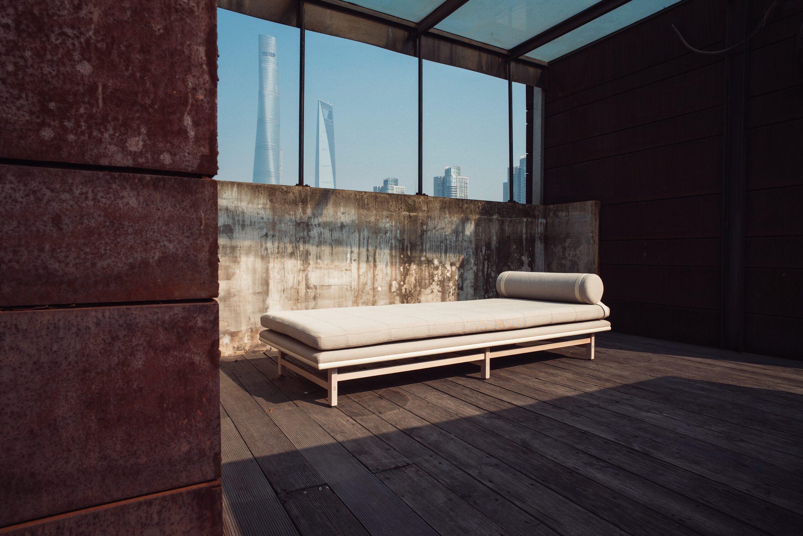 SW Daybed
